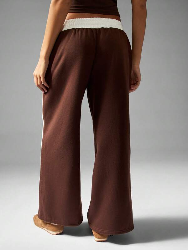 Missguided MISSGUIDED Wide Leg Joggers With Star Print And Contrast Stripes