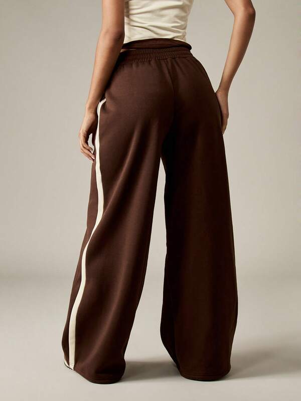 Missguided MISSGUIDED Wide Leg Sweatpants With Side Stripe Detail