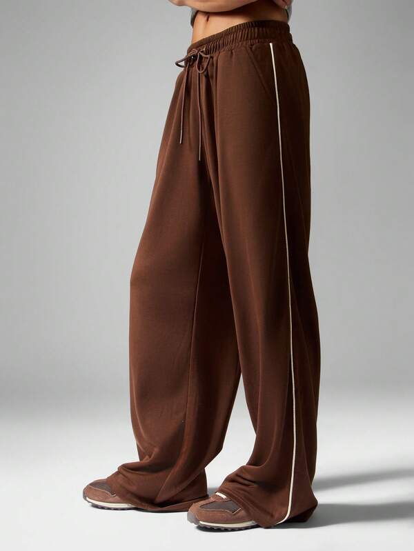 missguided MISSGUIDED Wide Leg Sweatpants With Side Stripe Detail And Drawstring