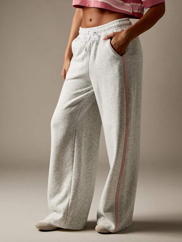 missguided MISSGUIDED Wide Leg Sweatpants With Side Stripe Detail