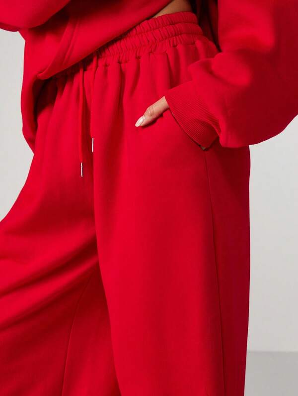 Missguided MISSGUIDED Wide Leg Sweatpants With Snowflake Graphics