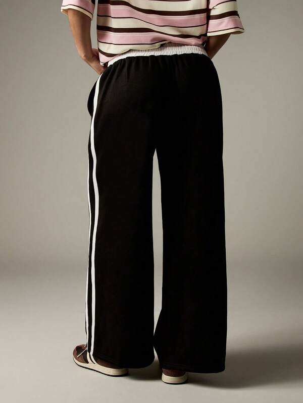 Missguided MISSGUIDED Wide Leg Track Pants With Star Patches And Side Stripes