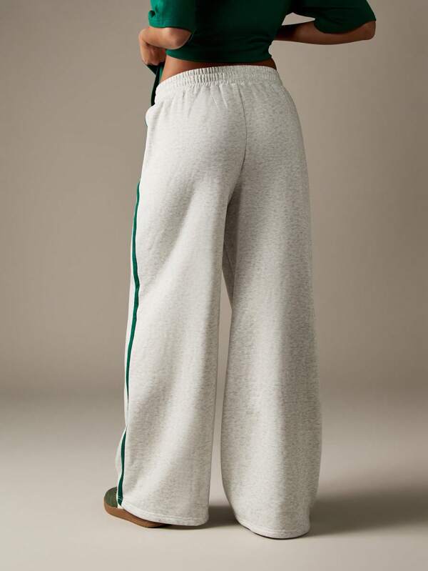 Missguided MISSGUIDED Wide Leg Track Sweatpants With Side Stripe Detail