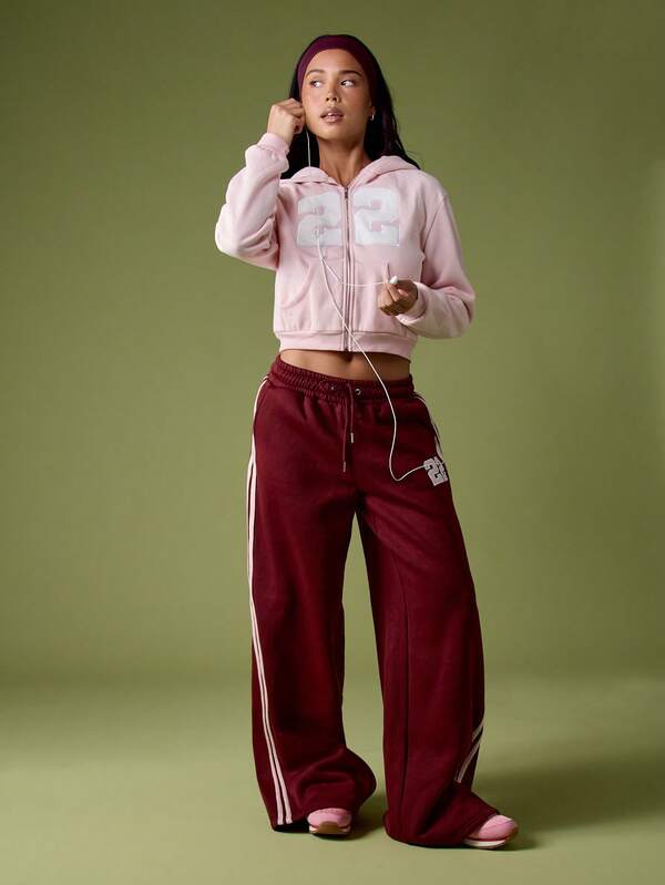 Missguided MISSGUIDED Wide Leg Varsity Number Joggers
