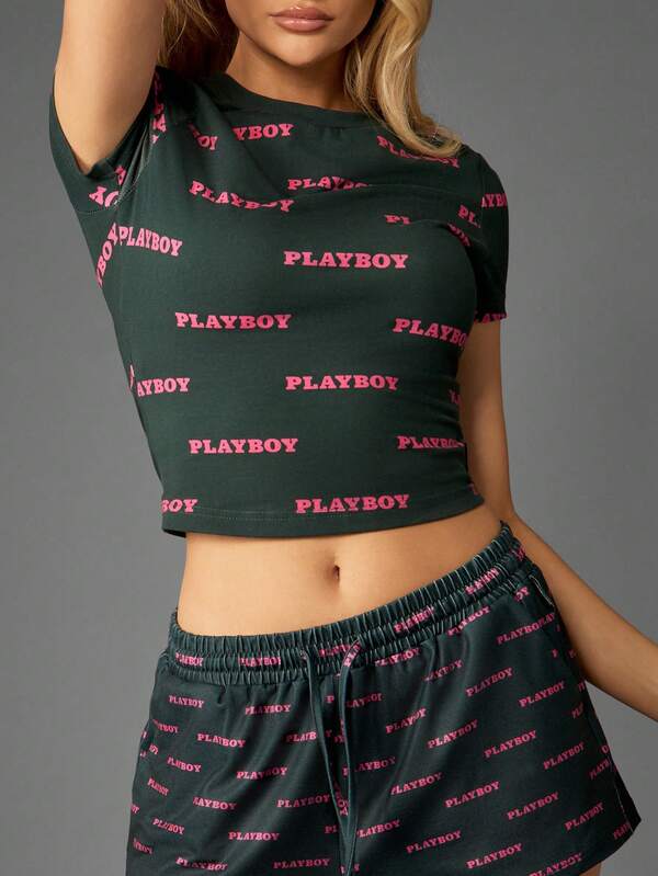 Missguided Missguided X Playboy AOP Branded Printed Crop Top