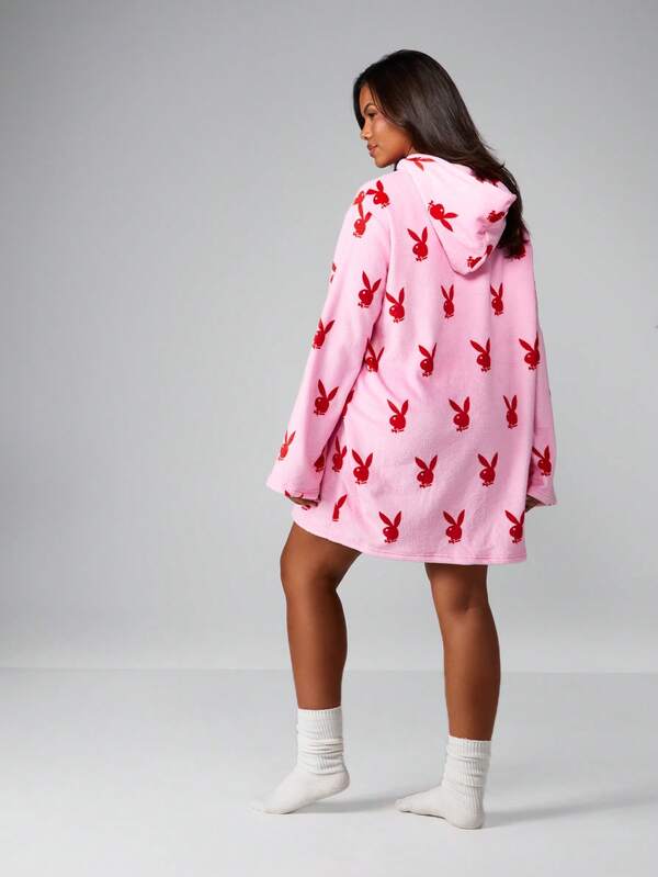 Missguided Missguided X Playboy Christmas Oversized Hoodie Robe With Bunny Print