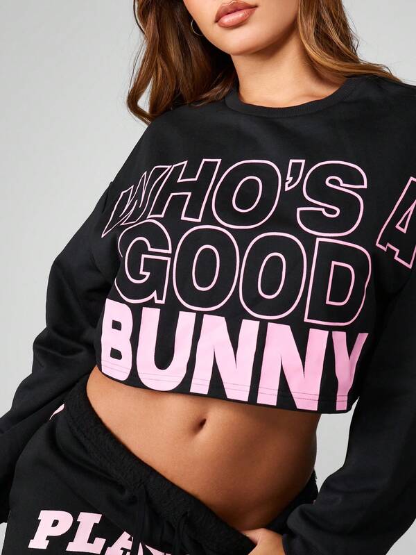 Missguided Missguided X Playboy Graphic Print Cropped Sweatshirt With Long Sleeves