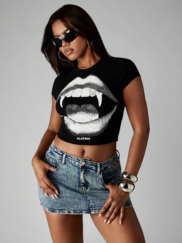 Missguided Missguided X Playboy Halloween Fitted Crop Baby Tee With Vampire Fangs Print
