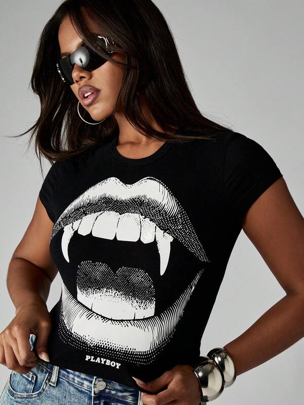 missguided Missguided x Playboy Halloween Fitted Crop Baby Tee With Vampire Fangs Print
