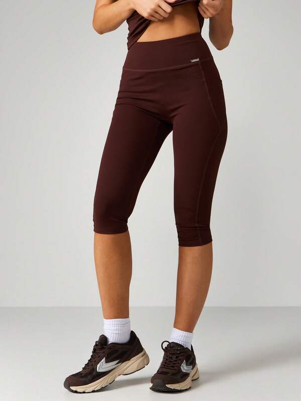 missguided Missguided x Playboy High-Rise Capri Leggings With Athletic Fit