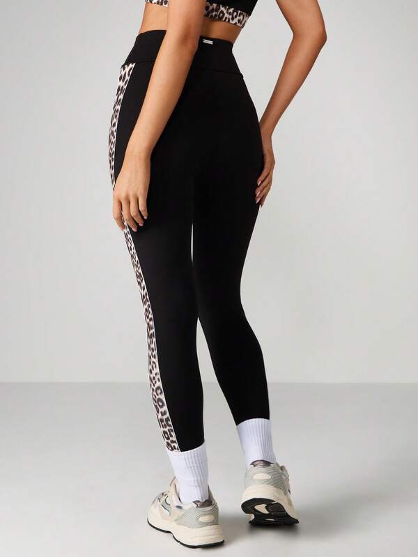 Missguided Missguided X Playboy High Waisted Leopard Print Side Stripe Leggings