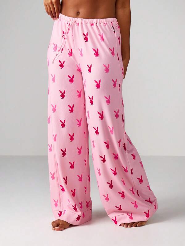 Missguided Missguided X Playboy MISSGUIDED Bunny Print Crop Top With Wide Leg Pajama Set