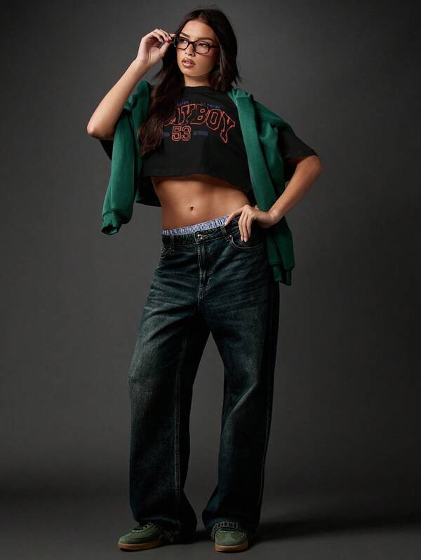 Missguided Missguided X Playboy MISSGUIDED Cropped T Shirt With Embroidered Varsity Design