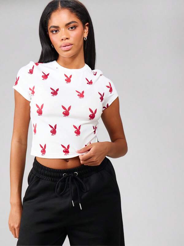 Missguided Missguided X Playboy MISSGUIDED Fitted Crop Top With All Over Bunny Print