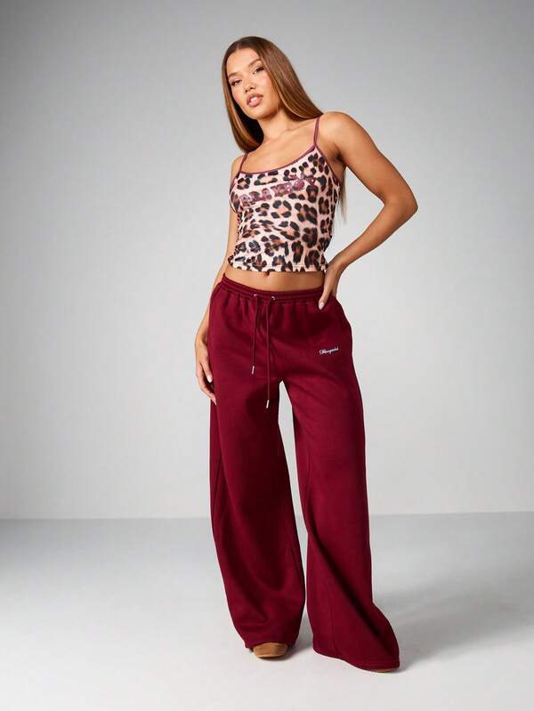 Missguided Missguided X Playboy MISSGUIDED Leopard Print Cropped Cami Top With Spaghetti Straps