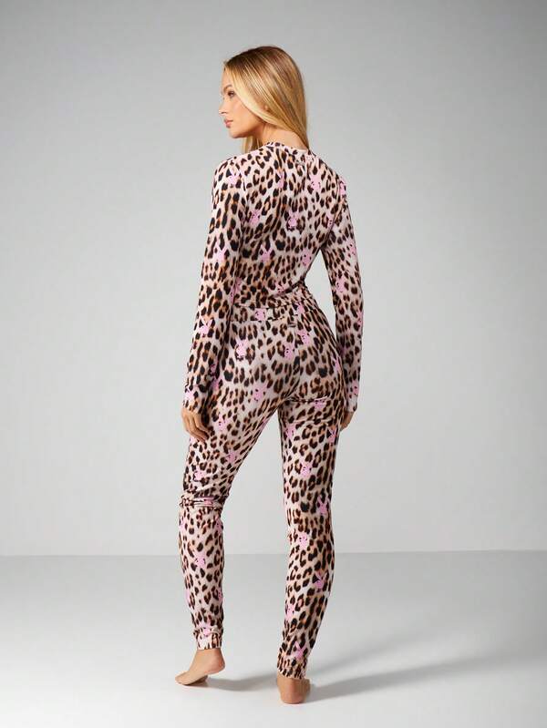 Missguided Missguided X Playboy MISSGUIDED Long Sleeve Leopard Print Lounge Set