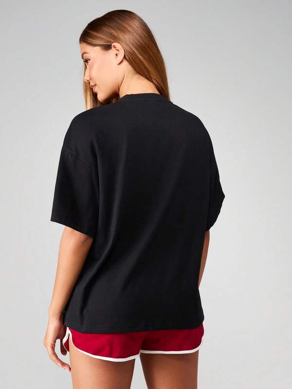 Missguided Missguided X Playboy MISSGUIDED Racing Club Graphic Print T Shirt With Drop Shoulder