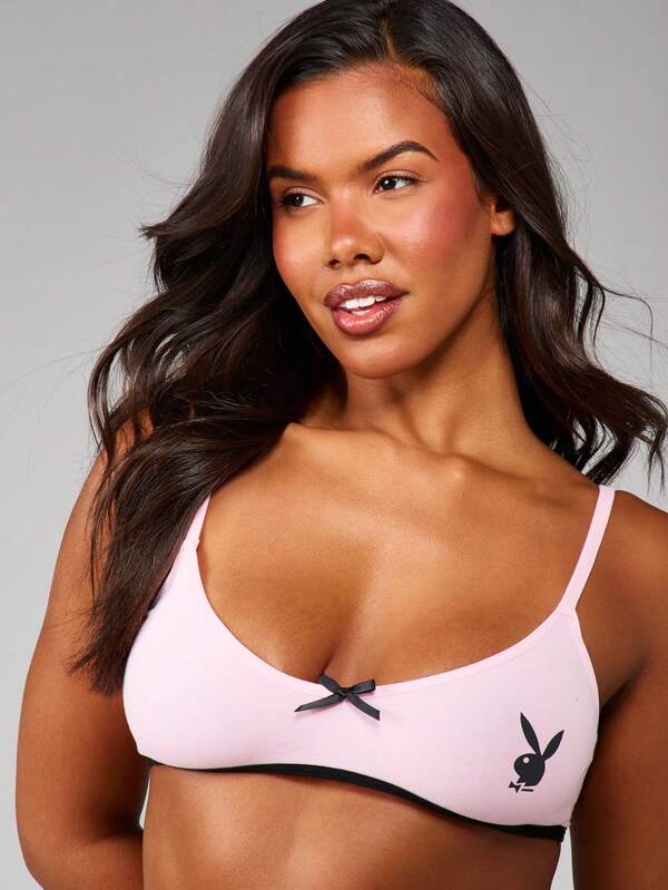 Missguided Missguided X Playboy MISSGUIDED Triangle Bra And Brief Set With Contrast Trim