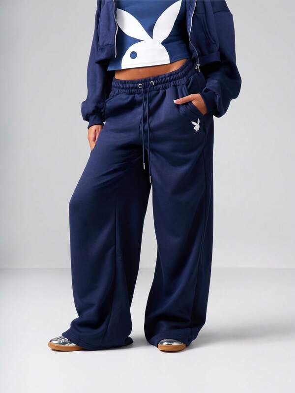 Missguided Missguided X Playboy MISSGUIDED Wide Leg Sweatpants With Contrast Logo Print