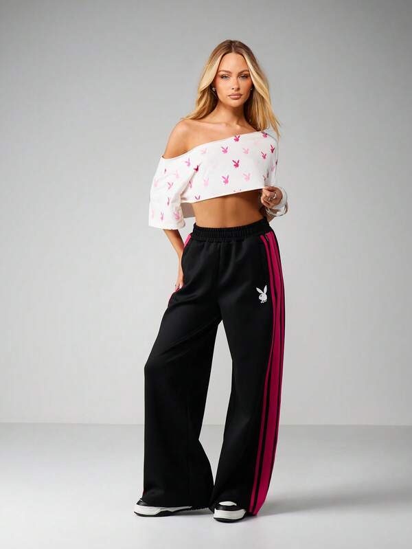 Missguided Missguided X Playboy Off Shoulder Cropped Top With Print