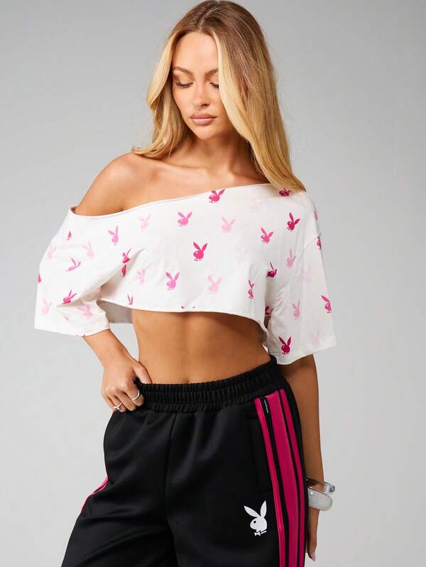 missguided Missguided x Playboy Off Shoulder Cropped Top With Print