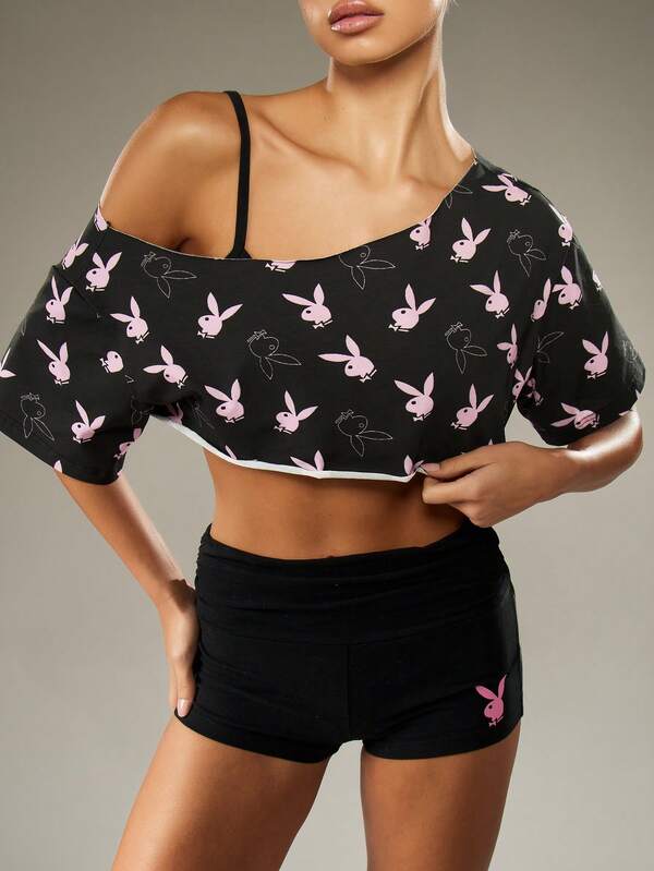 Missguided Missguided X Playboy Oversized Asymmetric Cropped Top With Print