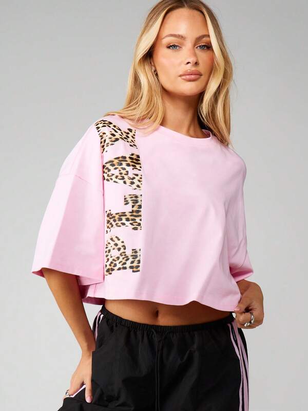 missguided Missguided x Playboy Oversized Cropped Tee With Leopard Print