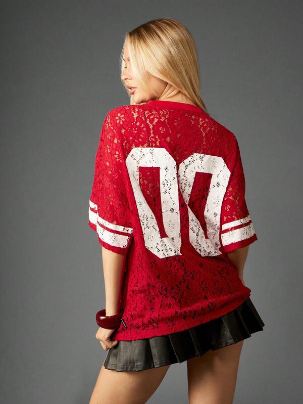 Missguided Missguided X Playboy Oversized Lace Graphic T Shirt With Print