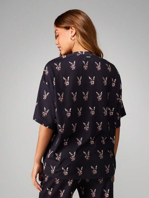 Missguided Missguided X Playboy Oversized Leopard Print Crew Neck Tee