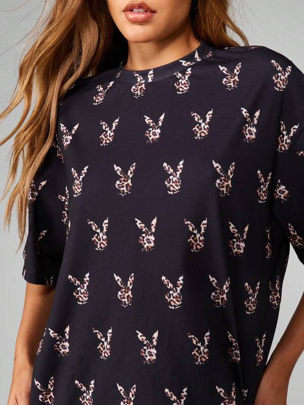 Missguided Missguided X Playboy Oversized Leopard Print Crew Neck Tee