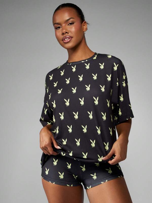 missguided Missguided x Playboy Oversized Print T-Shirt