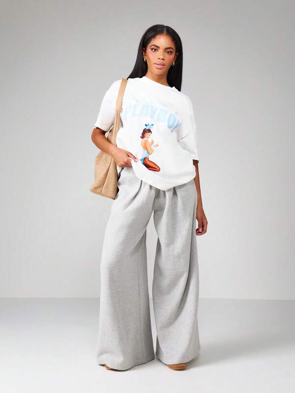 Missguided Missguided X Playboy Oversized White T-Shirt With Pin Up Girl Print