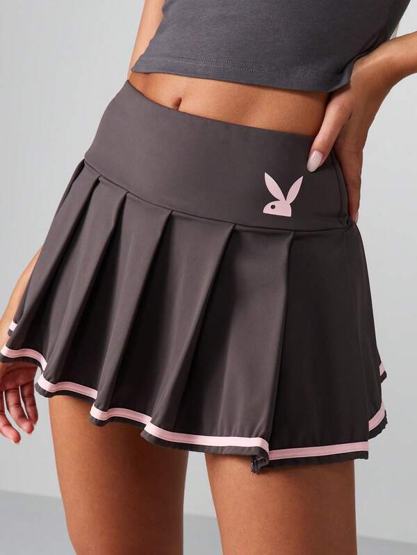 missguided Missguided x Playboy Pleated Tennis Skort With Contrast Trim