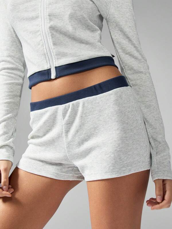 Missguided Missguided X Playboy Ribbed Zip-Up Crop Top High-Waist Shorts Two Piece Set