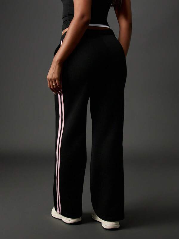 Missguided Missguided X Playboy Wide Leg Sweatpants With Pink Side Stripes And Logo