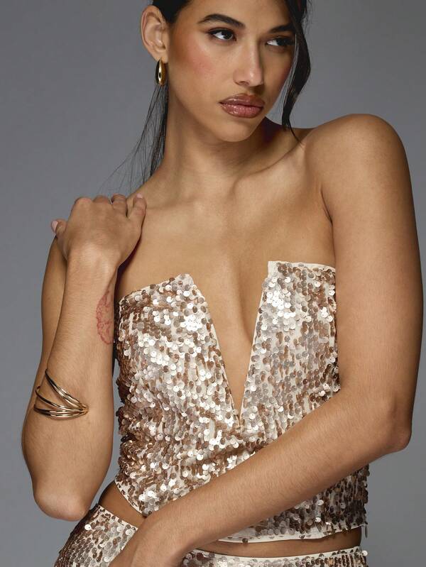 Missguided MISSGUIDED Y2K Futuristic Sequin Plunge Neck Bandeau Crop Top