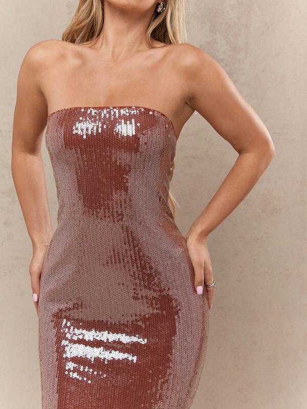 Missguided MISSGUIDED Y2K Futuristic Sequin Slit Back Bodycon Bandeau Maxi Dress