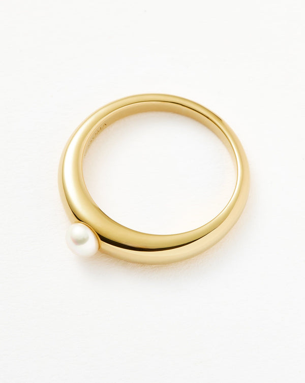 Missoma Button Pearl Classic Stacking Ring | 18ct Gold Vermeil/Pearl