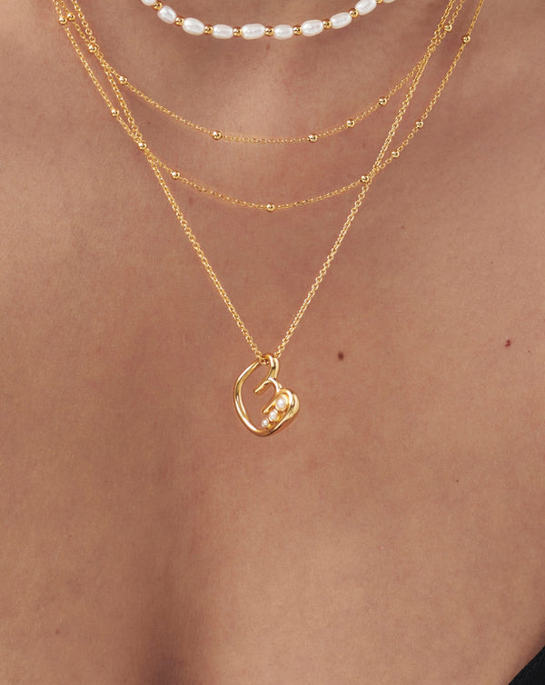 Missoma Chubby Pearl Initial Pendant Necklace - E | 18ct Gold Vermeil