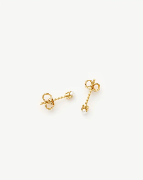Missoma Classic Pearl Stud Earrings | 18ct Gold Vermeil/Pearl