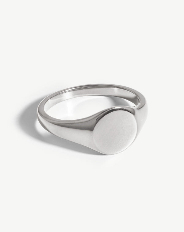 missoma Engravable Round Signet Ring | Sterling Silver