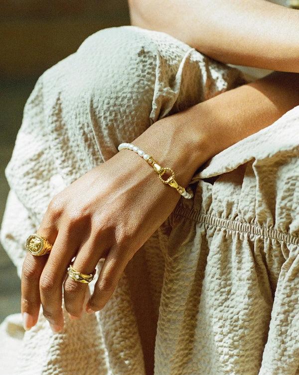 Missoma Harris Reed In Good Hands Pearl Bracelet | Gold UK