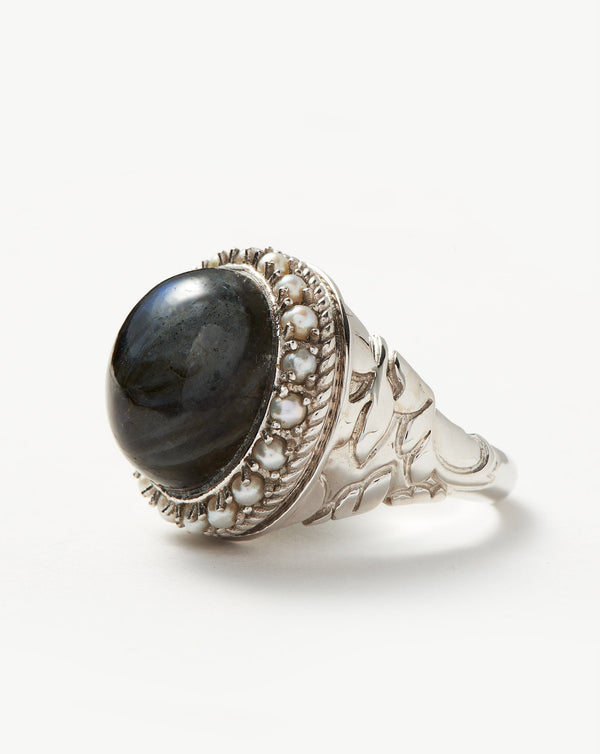 Missoma Harris Reed Labradorite Cocktail Ring | Silver/Pearl