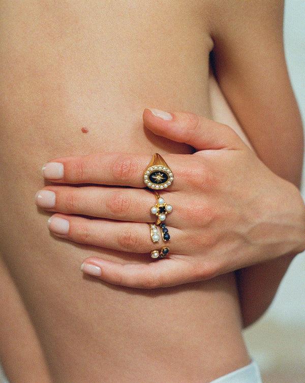 Missoma Harris Reed Openness Ring | 18ct Gold Vermeil/Pearl