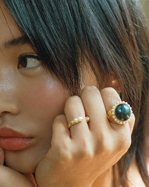 Missoma Harris Reed Openness Ring | 18ct Gold Vermeil/Pearl