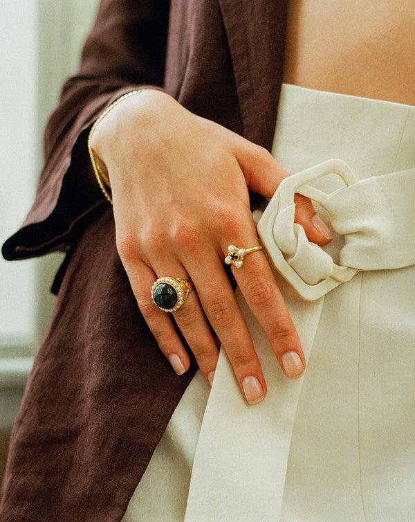 Missoma Harris Reed Quartet Ring | Gold/Pearl/Black Onyx