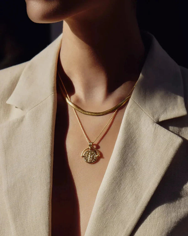 Missoma Lucy Williams Medium Engravable Roman Arc Coin Necklace | Gold