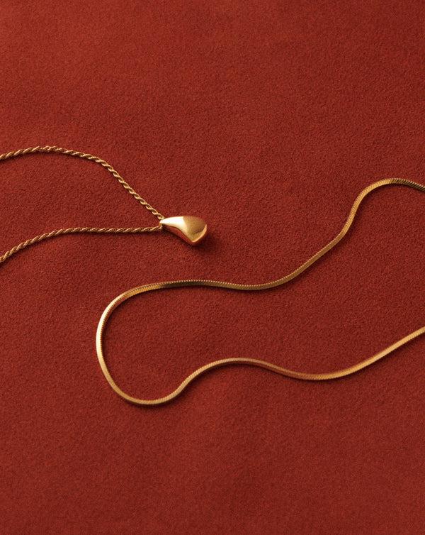 Missoma Lucy Williams Short Square Snake Chain Necklace| Gold