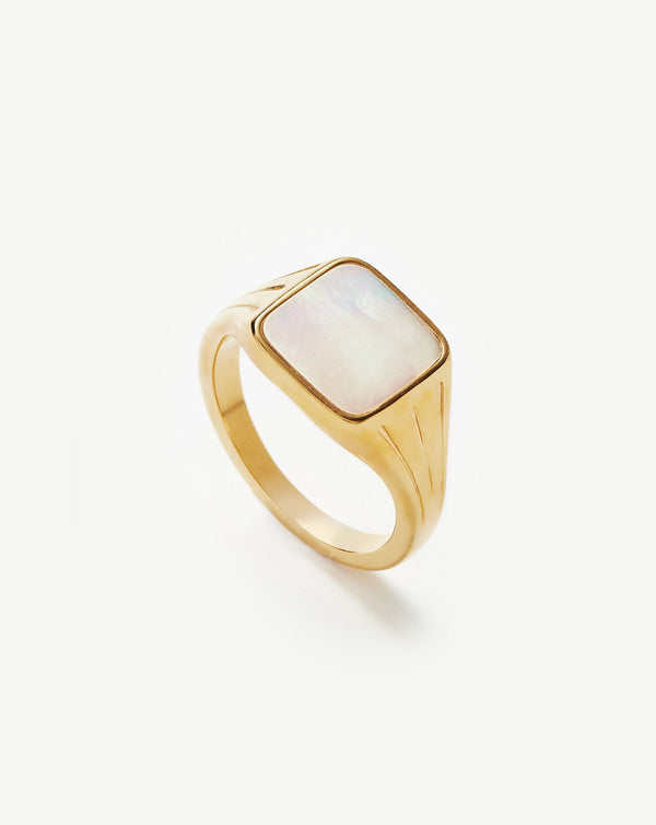 missoma Lucy Williams Square Signet Ring | Gold/Pearl