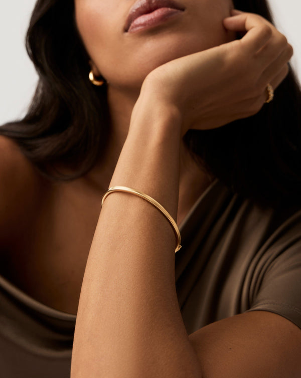 Missoma Classic Hinged Bangle | 18ct Gold Vermeil